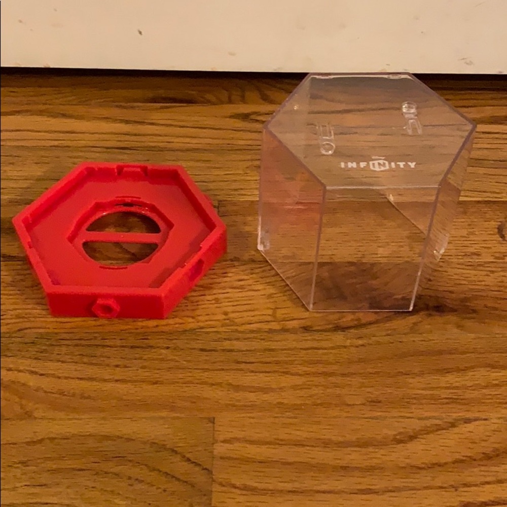 Disney Infinity Display Cases - Picture 2 of 4